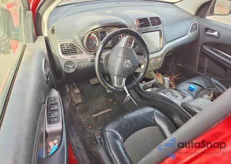 2017 Dodge Journey Crossroad z USA, uszkodzony, nr VIN 3C4PDCGBXHT633180